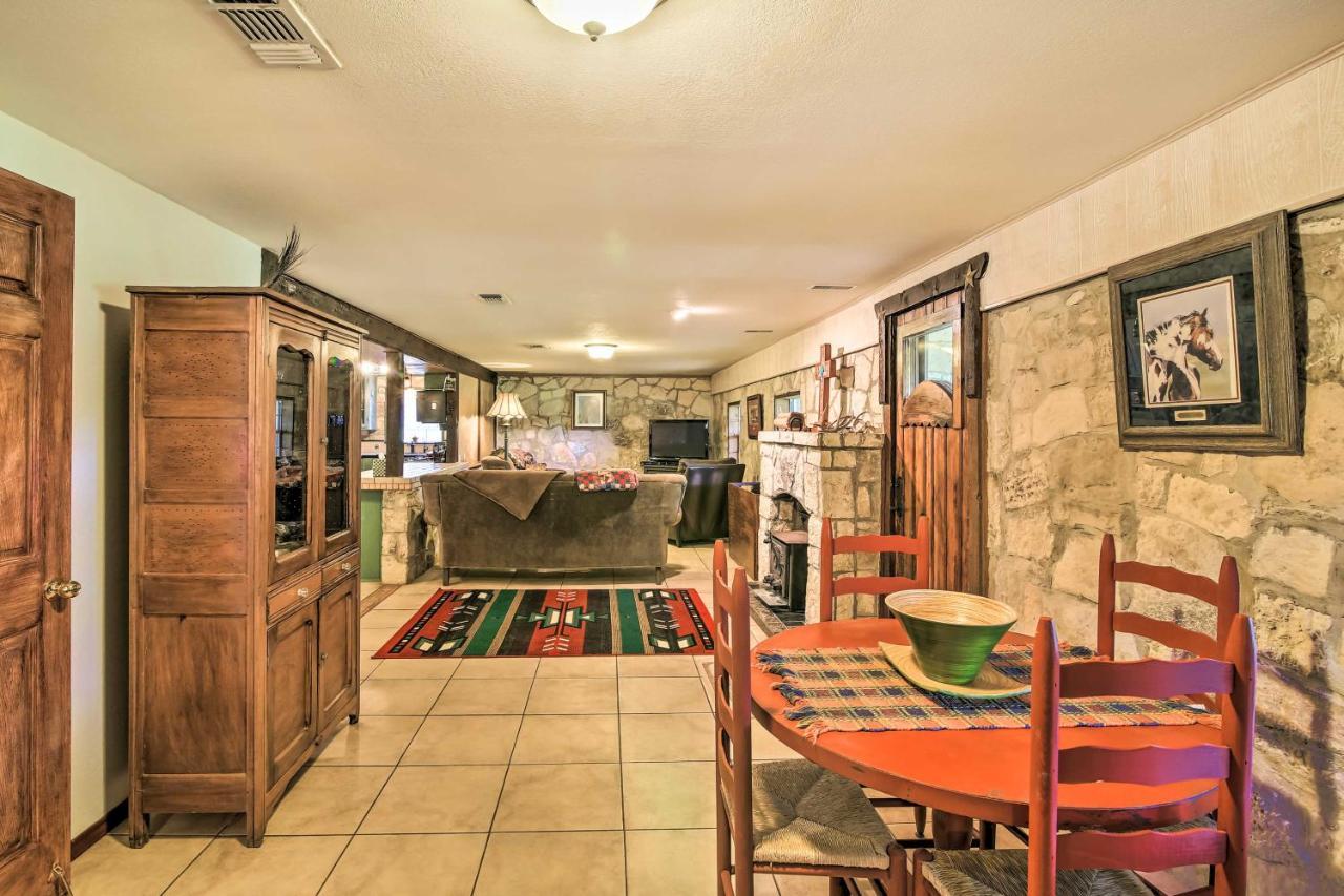 Countryside Cottage 17 Mi To Downtown San Antonio Buitenkant foto